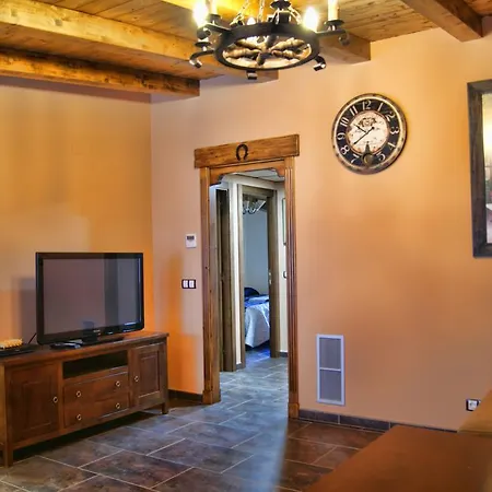 Casas Rurales La Granja Apartment